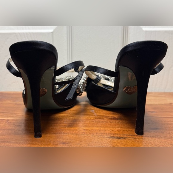 Blue by Betsey Johnson Heidi Black Satin Heel - Picture 7 of 8